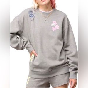 Vans Women's Mascy Daze Gray Oversized Fleece Crew Pullover, Size S